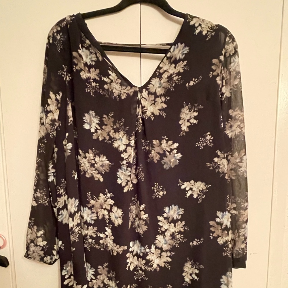 ASTR black floral shift dress, size L